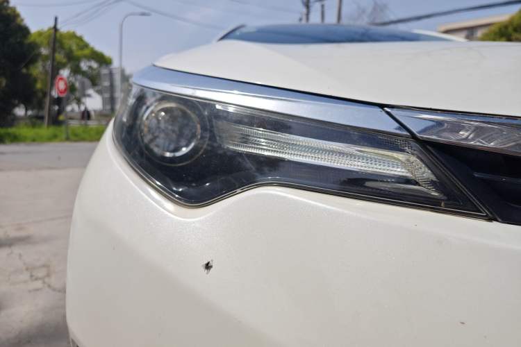 Used Toyota Levin 2014 1.6G CVT Elite Edition Right Front Headlight