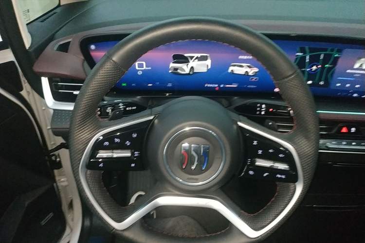 Used Buick Century 2025 2.0T Seven-Seater Yinshi Edition
