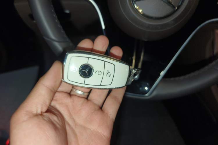 Used Mercedes-Benz E-Class 2023 Updated E 300 L Fashion Edition
