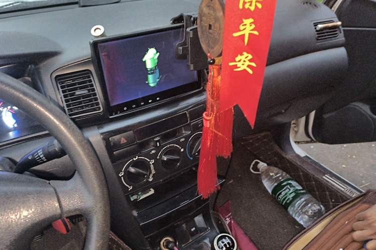 Used BYD F3 2012 Energy-Saving Model 1.5L Manual Comfort Version Audio And AC Panel