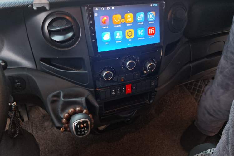 Used Iveco Eurocargo 2021 2.0T Manual M1 Dedicated Platform Long Wheelbase Short Overhang High Roof Side Sliding Door F1A