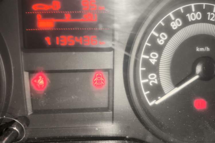 Used Peugeot 301 2016 1.6L Automatic Comfort Edition