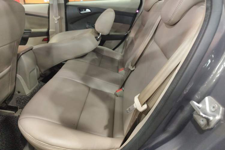 Used Ford Focus 2012 Sedan 1.6L Automatic Comfort Model