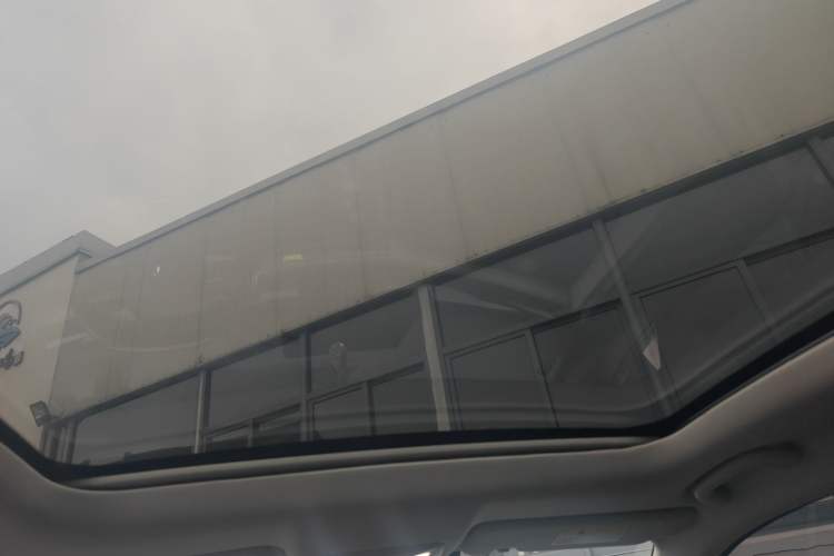 Used Changan UNI-V iDD 2023 ZhiDian iDD 1.5T 113km ZhiKu Model