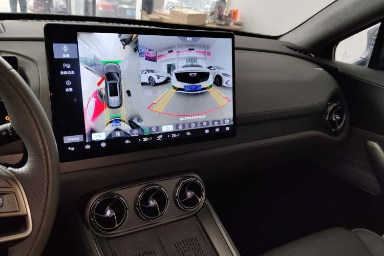 Used Denza N8 2023 Four-Wheel Drive Ultra-Hybrid Flagship Six-Seater Version