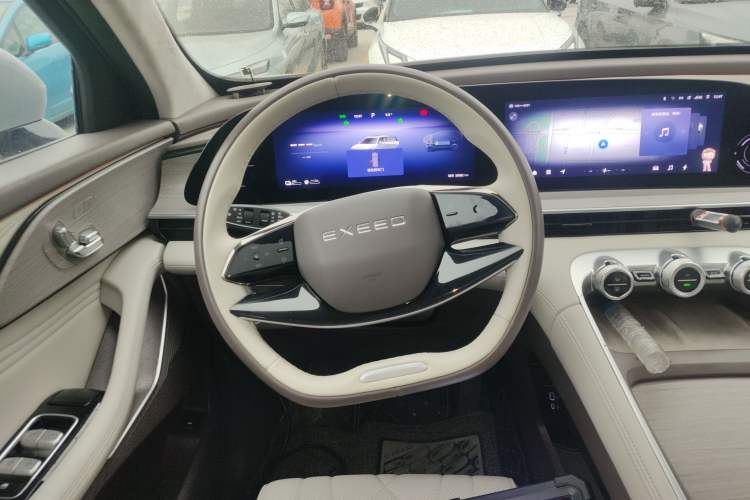 Used EXEED Stellar C-DM 2024 1.5T Long-Range Pro