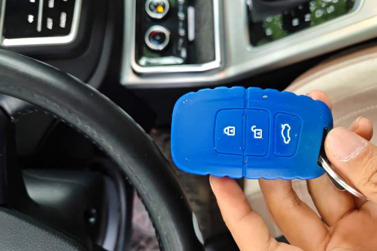 Used Bestune X40 2019 1.6L Automatic Luxury Edition China VI Vehicle Key