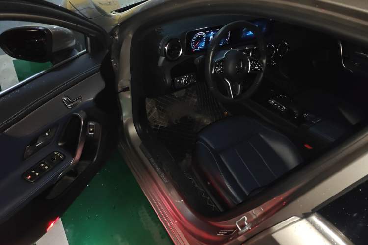 Used Mercedes-Benz A-Class 2019 A 200 L Sport Sedan Driver Seat