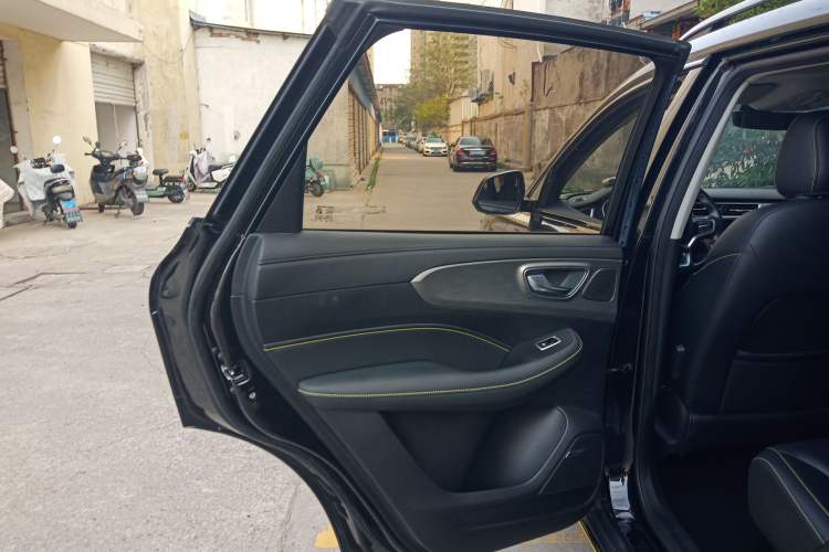 Used Roewe RX5 2020 PLUS 300TGI Automatic Ali National Trend Flagship Edition