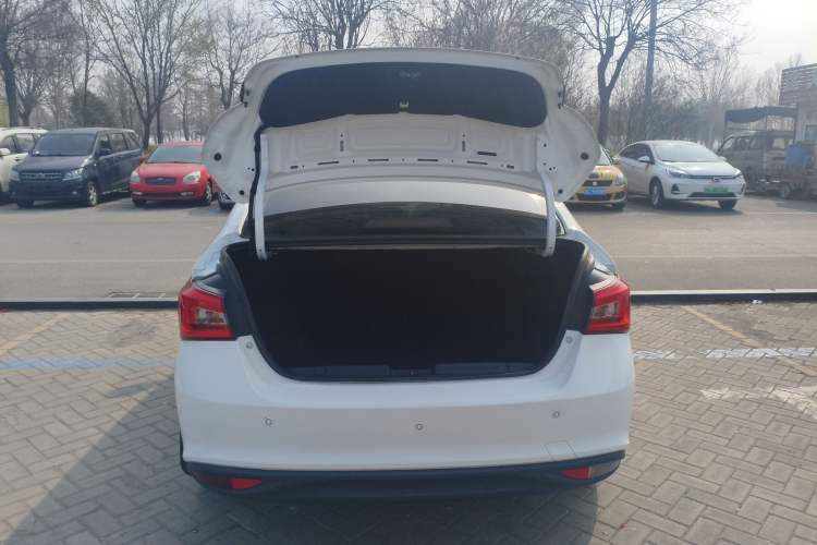 Used Chery Arrizo 5 2016 1.5L Manual Lingrui Edition