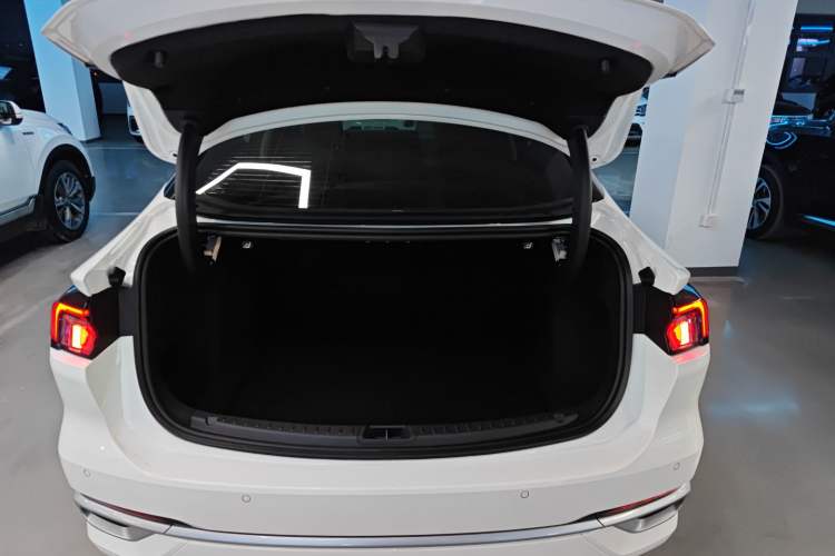 Used Ford Mondeo 2023 EcoBoost 245 Luxury Model
