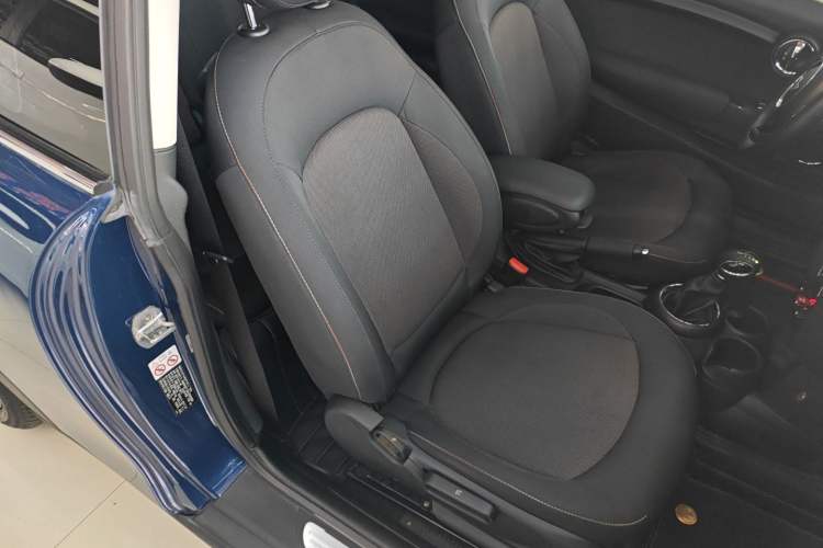 Used MINI 2016 1.2T ONE Pioneer Edition
