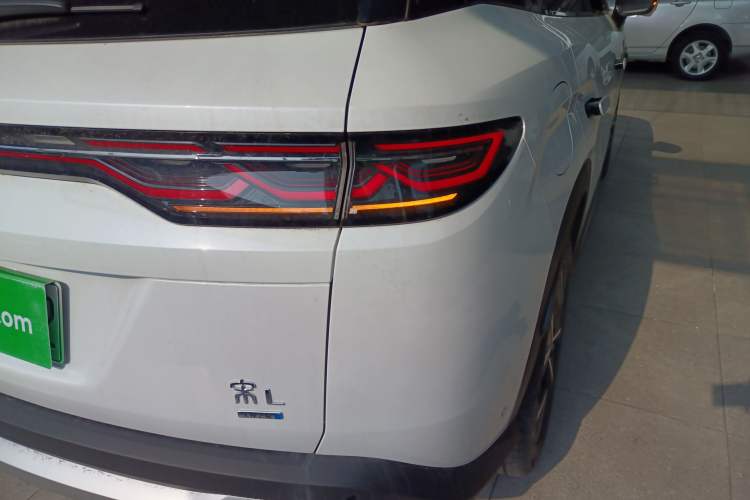 Used BYD Song L DM-i 2025 Intelligent Driving Version 160 km Beyond-Range Type