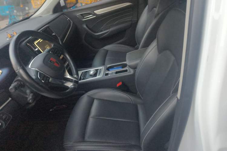 Used Roewe i6 New Energy 2017 45T Hybrid Connect & Smart Enjoyment Edition
