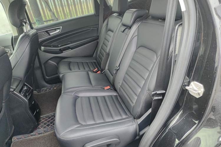 Used Ford Edge 2018 EcoBoost 245 Two-Wheel-Drive Titanium 7-Seater China V Standard