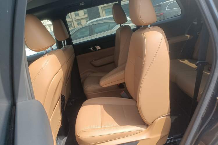 Used Li Auto ONE 2021 Extended-Range 6-Seater Version Left Rear Seat