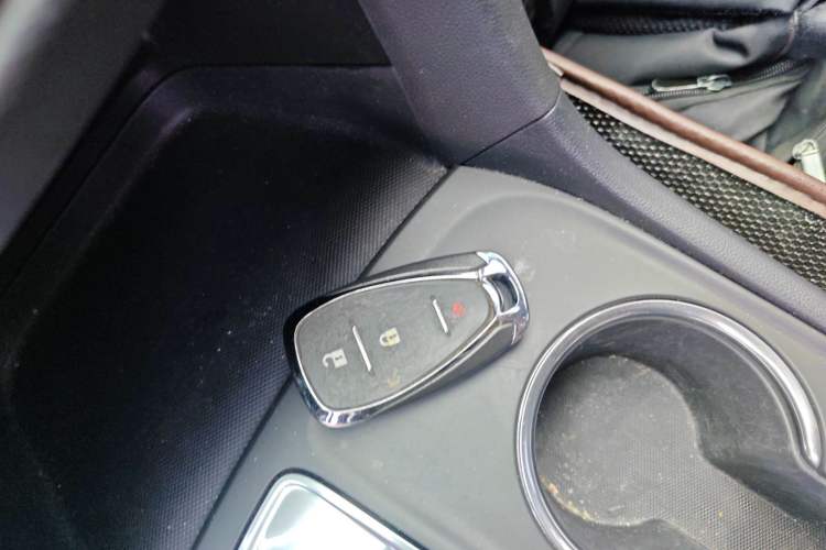 Used Chevrolet Equinox 2019 535T Automatic Chijie Edition China VI Vehicle Key