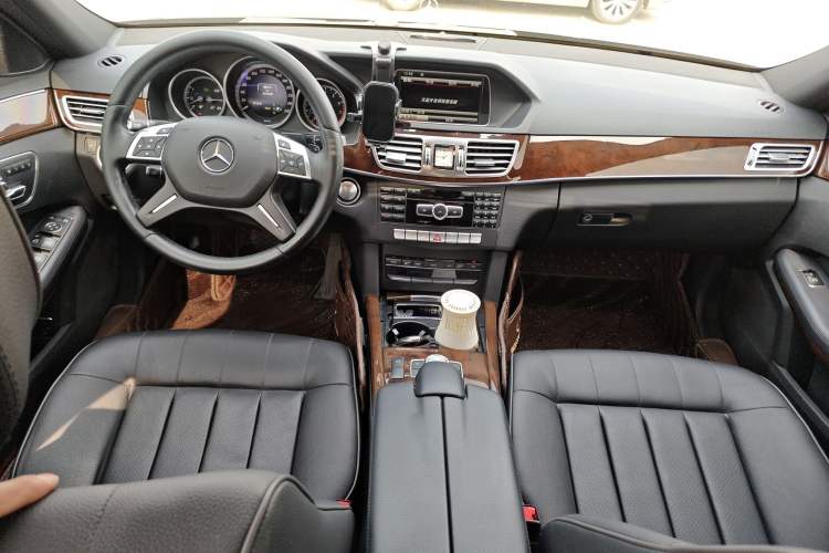 Used Mercedes-Benz E-Class 2015 E 200 L