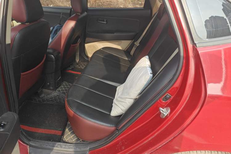 Used Hyundai Celesta 2011 1.6L Manual Comfort Edition
