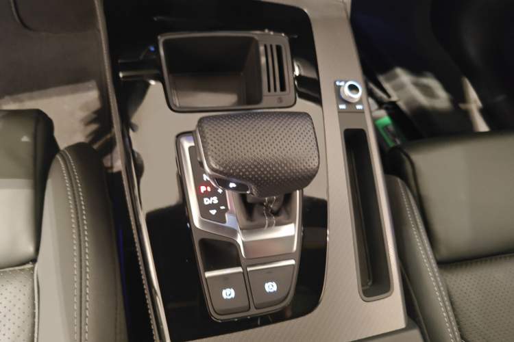 Used Audi Q5L 2024 40 TFSI Luxury Dynamic Edition