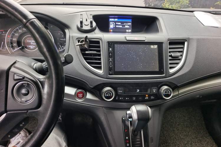 Used Honda CR-V 2015 2.4L two-wheel drive luxury version
