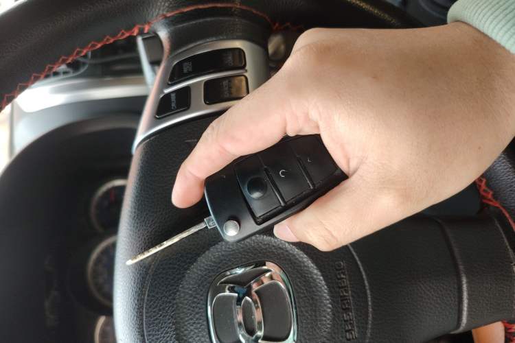 Used Suzuki Wagon R X5 2013 Revised Version 1.4L VVT Cruise Edition