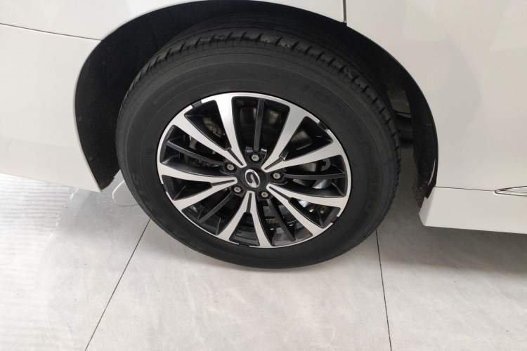 Used GAC Trumpchi M8 2023 Lingxiu Series 390T Luxury Edition Right Rear Wheel Hub