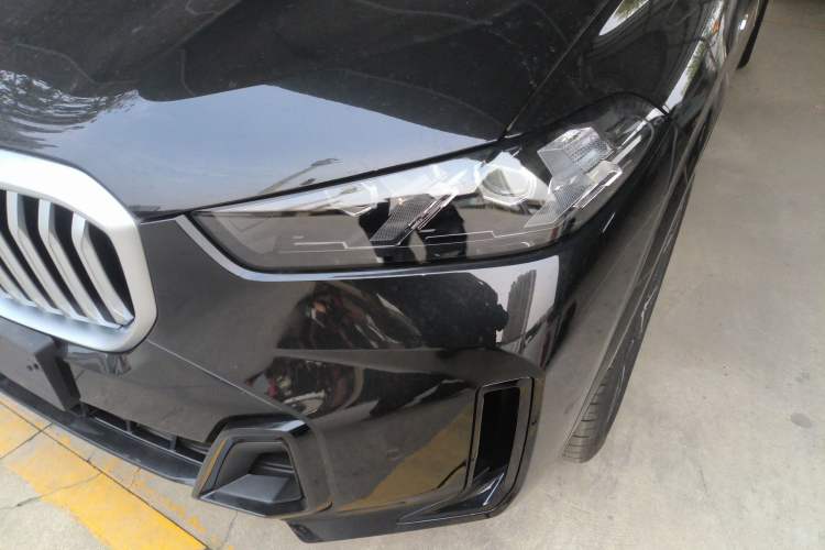 Used BMW X5 2023 xDrive 30Li Luxury M Sport Night Edition Package Left Front Headlight