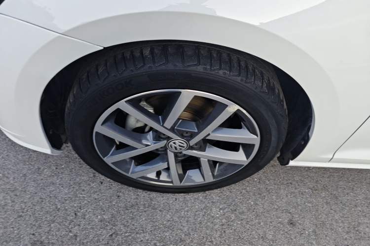 Used Volkswagen Golf 2020 200TSI DSG Comfortable and Ambitious Edition
