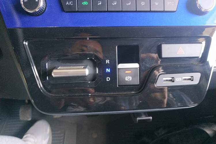 Used Dongfeng Yufeng EM27 2024 EM27L Henan Lidong 41.472 kWh
