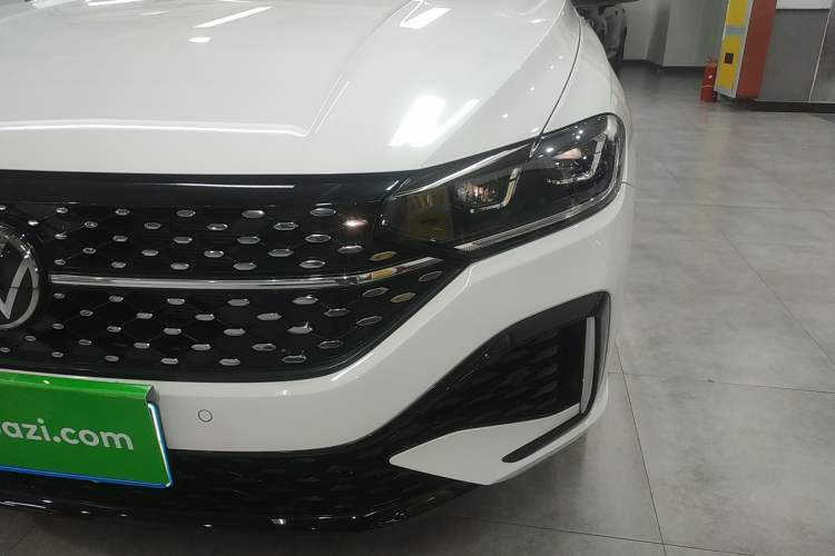 Used Volkswagen Lavida 2024 300TSI DSG Starry Sky Leading Edition Left Front Headlight