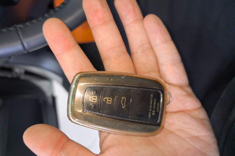 Used Toyota Camry 2021 2.0G Luxury Edition