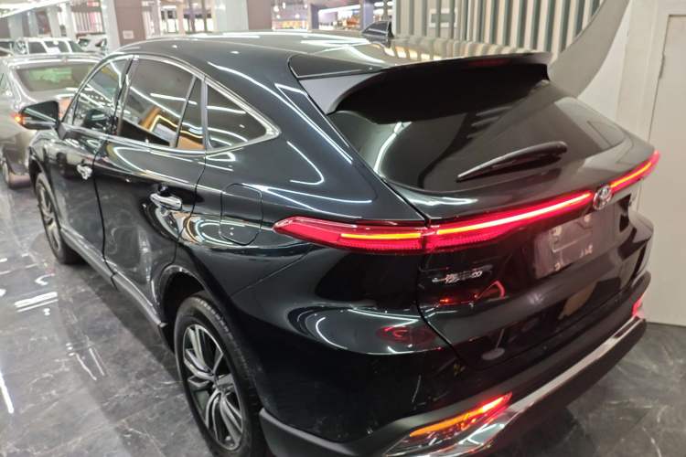 Used Toyota Harrier 2024 2.0L CVT Two-Wheel Drive Entry Version
