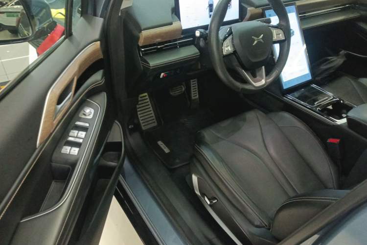 Used XPeng P5 2021 460G+ Driver Seat