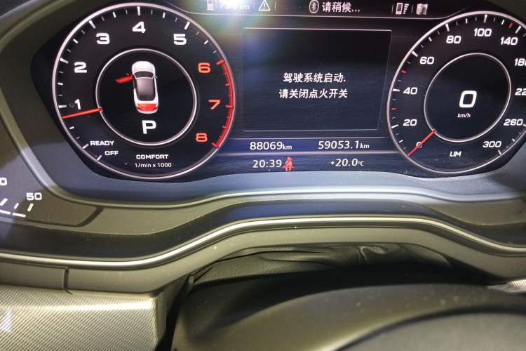 Used Audi A5 2017 Cabriolet 40 TFSI Fashion Model Odometer Close Up