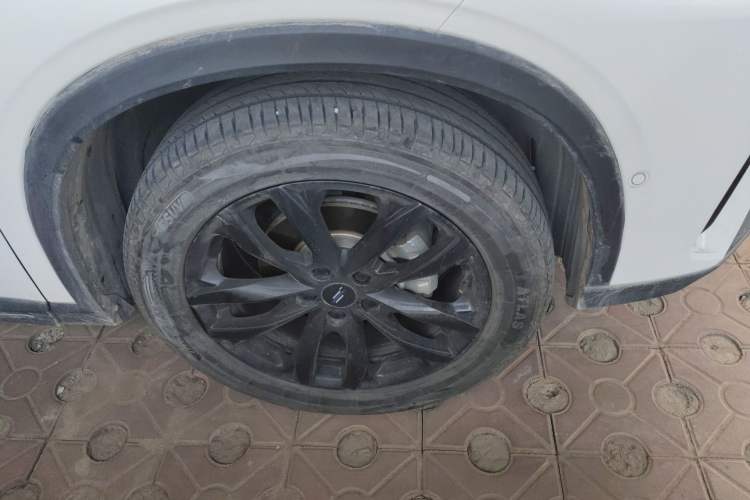 Used Oshan X5 PLUS 2023 Revised Version 1.5T DCT Navigation Edition
