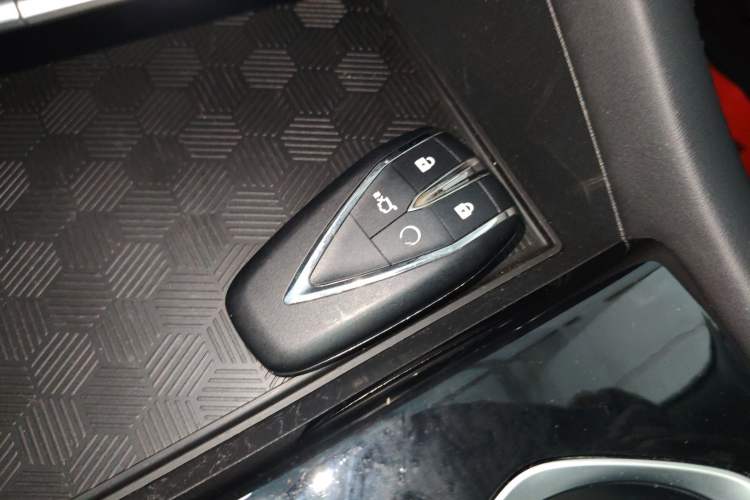 Used CHANGAN Eado 2024 PLUS Blue Whale NE 1.4T GDI DCT High-Energy Edition
