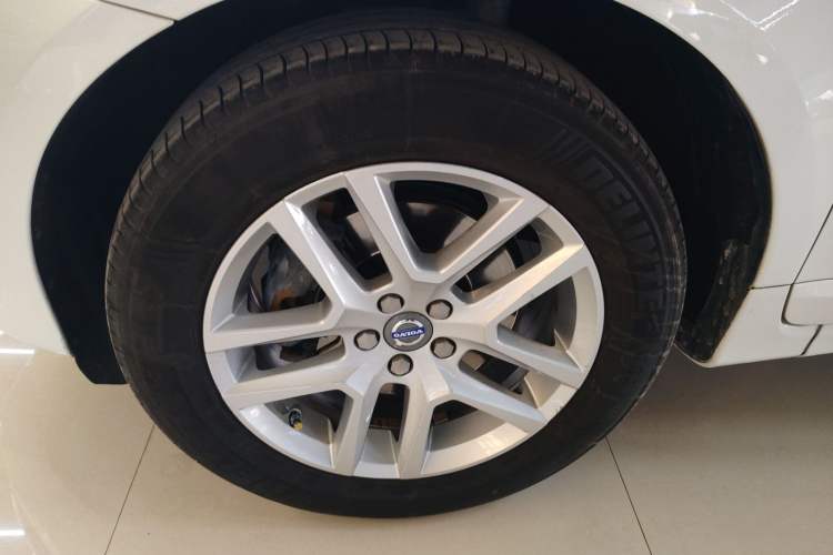 Used Volvo XC60 2017 T5 Smart Upgrade Edition
