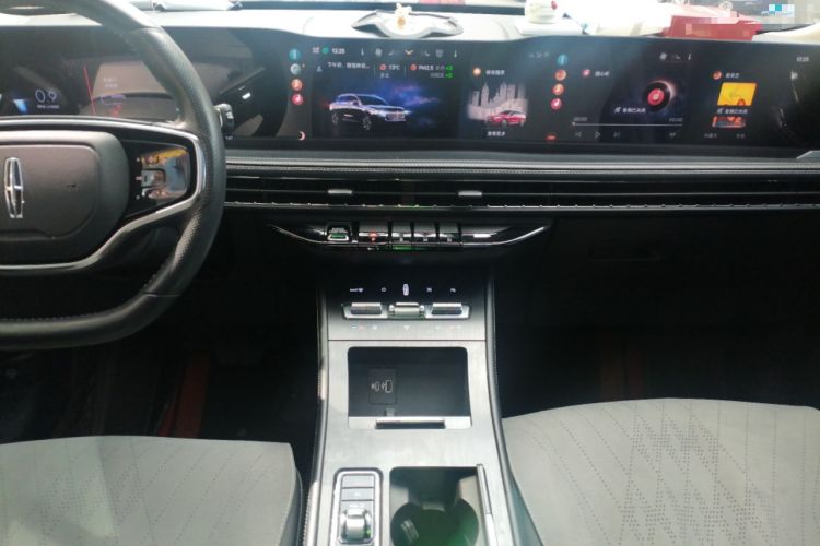 Used Lincoln Corsair 2023 2.0T Two-Wheel Drive Luxury Edition