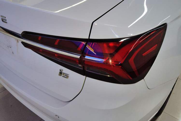 Used Roewe i5 2021 Revised 1.5L CVT Starry Edition