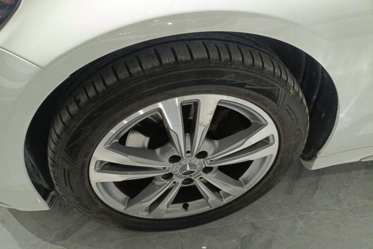 Used Mercedes-Benz C-Class 2017 Facelift C 200 L Sport Edition