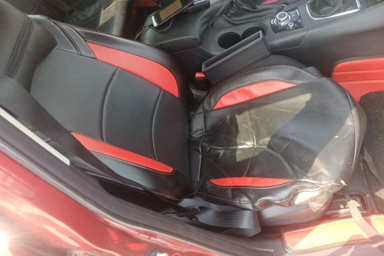 Used Mazda 3 Axela 2014 Sedan 1.5L Manual Comfort Model
