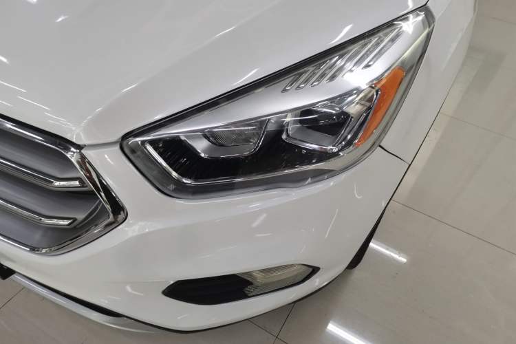 Used Ford Kuga 2018 EcoBoost 180 Two-Wheel-Drive Platinum Edition