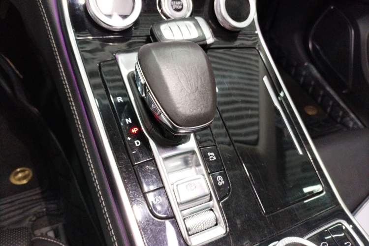 Used Hongqi H9 2020 2.0T Smart Connect Flagship Edition