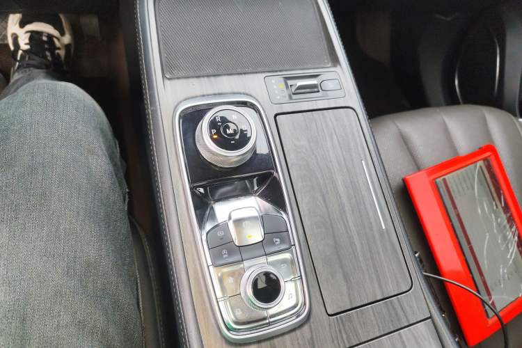 Used Ford Equator 2023 EcoBoost 225 Premier 7-Seater (2/3/2)
