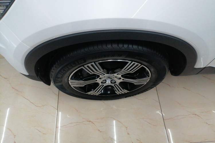 Used Volvo XC40 2021 T3 Zhiyuan Luxury Edition Left Front Wheel Hub