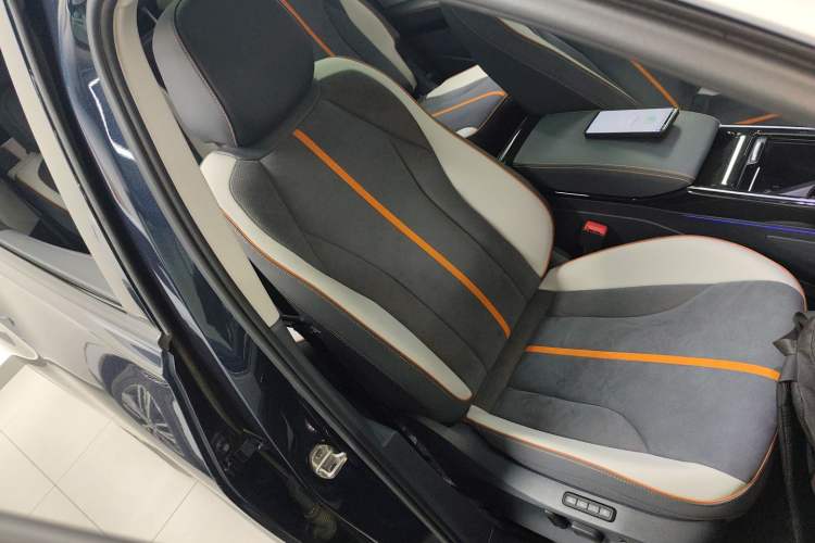 Used Volkswagen ID.6 CROZZ 2022 Long-Range PRO Edition