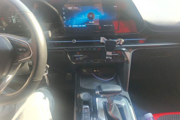 Used Baojun RC-6 2019 1.5T CVT Elite Version with 24-Hour Online Service