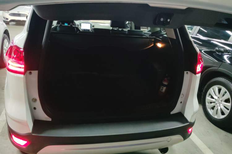 Used Ford Kuga 2015 1.5L GTDi Two-Wheel Drive Fashion Edition