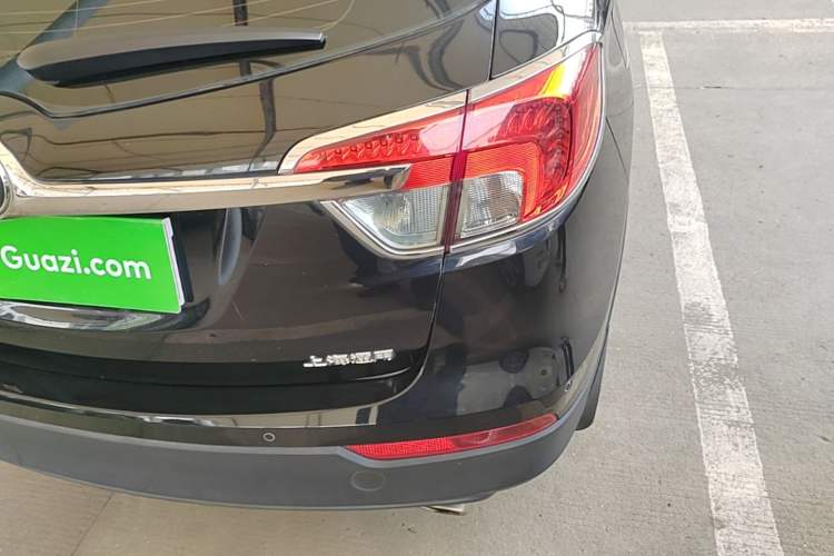 Used Buick Envision 2014 28T Four-Wheel Drive Elite Model Right Rear Taillight